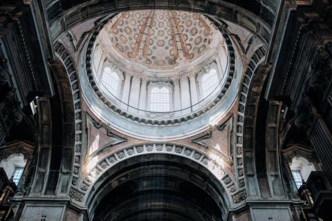 Baroque-style dome 